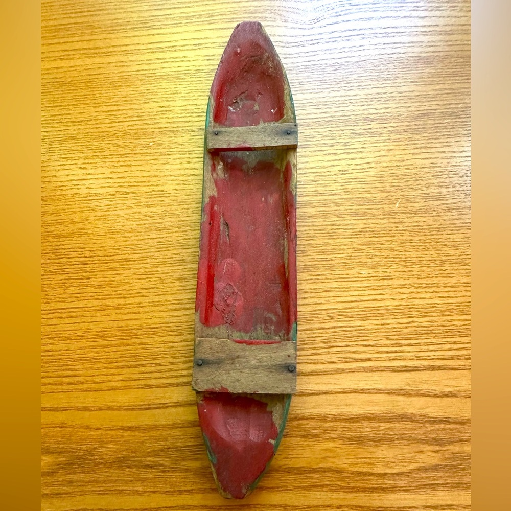 Vintage Long Primitive HAND CARVED WOODEN RED CANOE with Wooden Seats